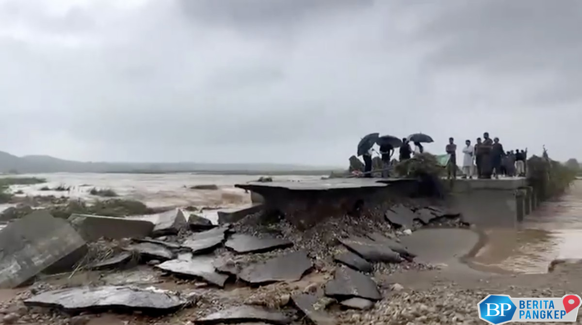 hujan-deras-semalaman-picu-longsor-dahsyat-korban-jiwa-berjatuhan