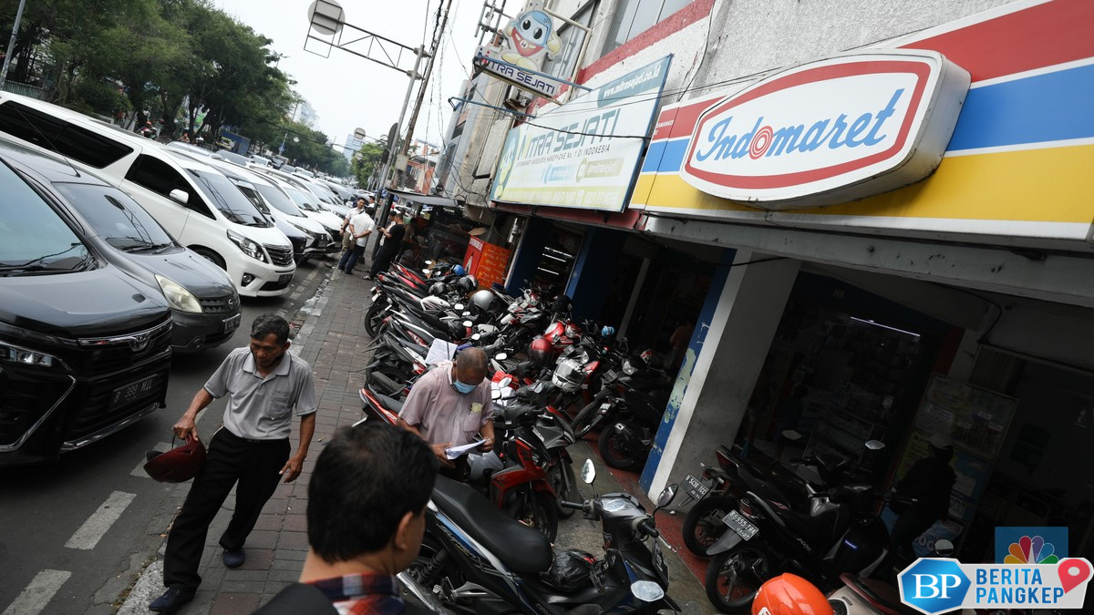 indomaret-targetkan-1000-gerai-baru-ungkap-alasan-tak-buka-di-padang