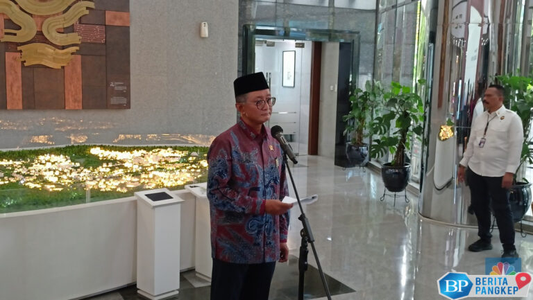 menteri-hanggodo-rombak-besar-besaran-pejabat-kementerian-pu-ada-apa