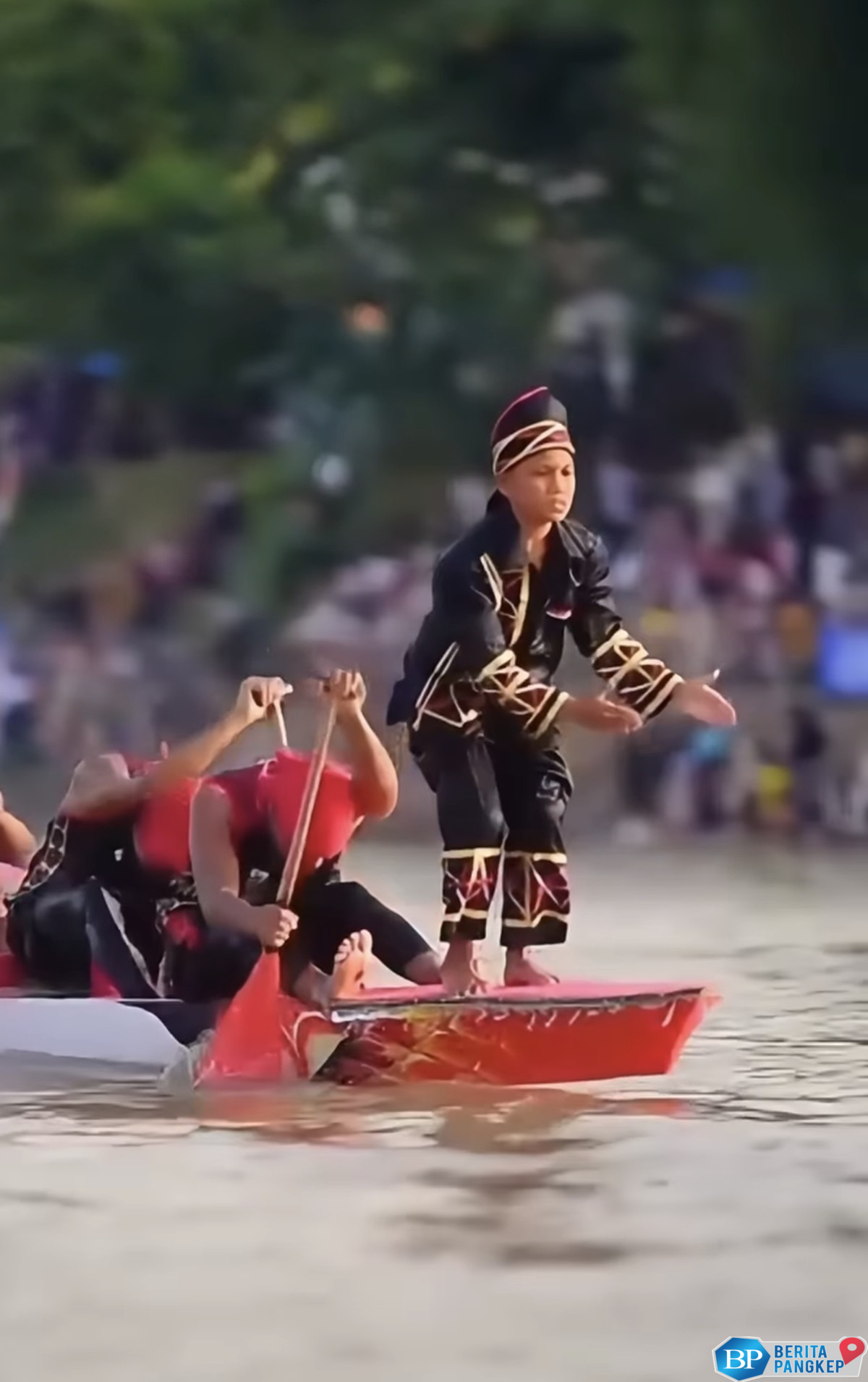 pacu-jalur-viral-di-dunia-wapres-gibran-soroti-kekuatan-budaya-ri