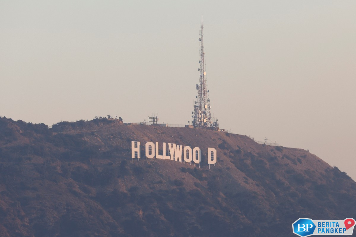 petaka-di-hollywood-30-orang-terluka-dan-satu-kritis-kena-tembak