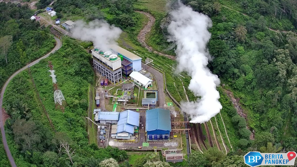 ri-kejar-kejaran-dengan-as-kembangkan-pembangkit-panas-bumi