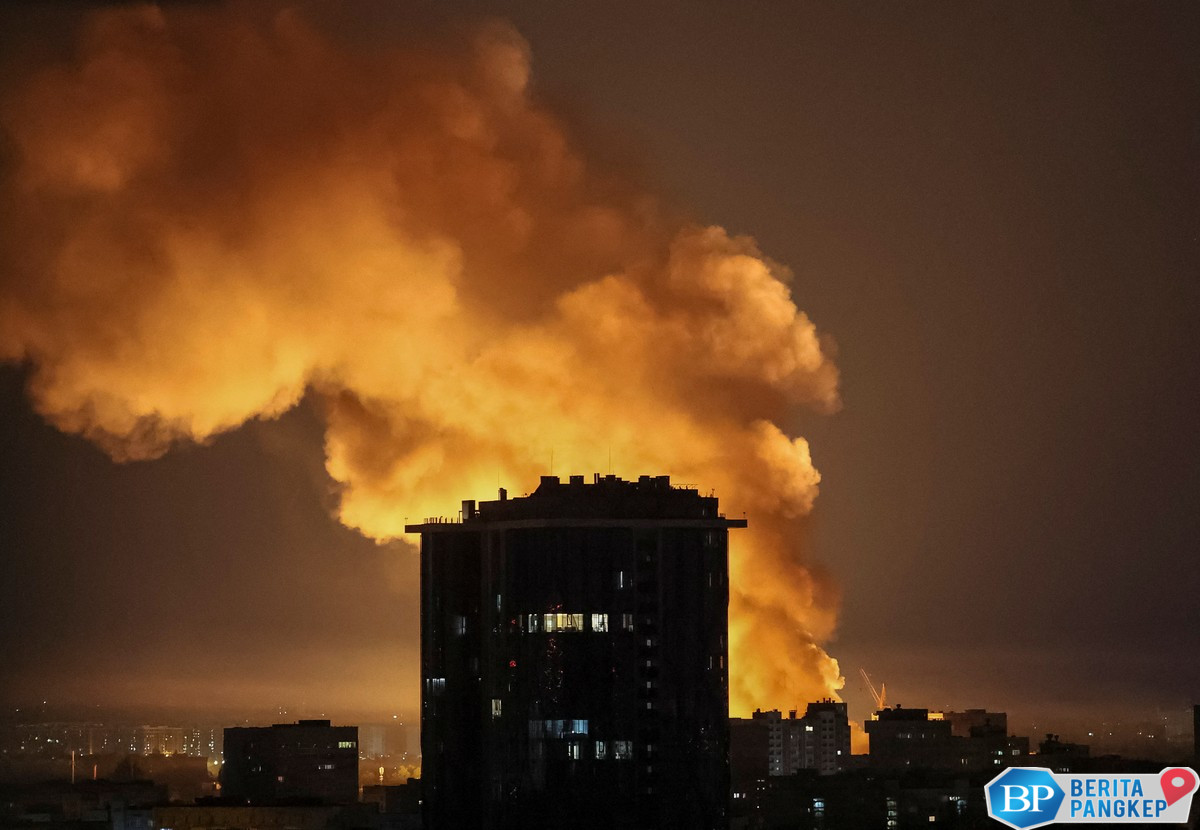 rusia-menggila-ukraina-membara-539-drone-dan-11-rudal-gempur-kyiv