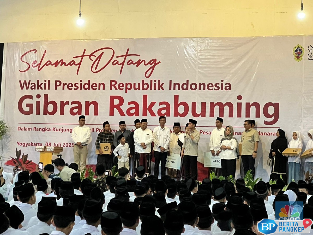 saat-wapres-gibran-dipanggil-gus-di-hadapan-ribuan-santri