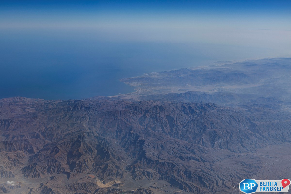 selat-hormuz-dan-bayang-bayang-perang-dunia-iii