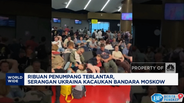 video-ukraina-bikin-kacau-bandara-moskow-ribuan-penumpang-terlantar
