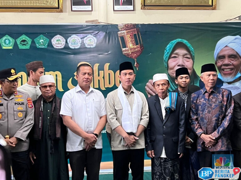 bersorban-putih-wapres-gibran-temui-pimpinan-pesantren-di-ntb