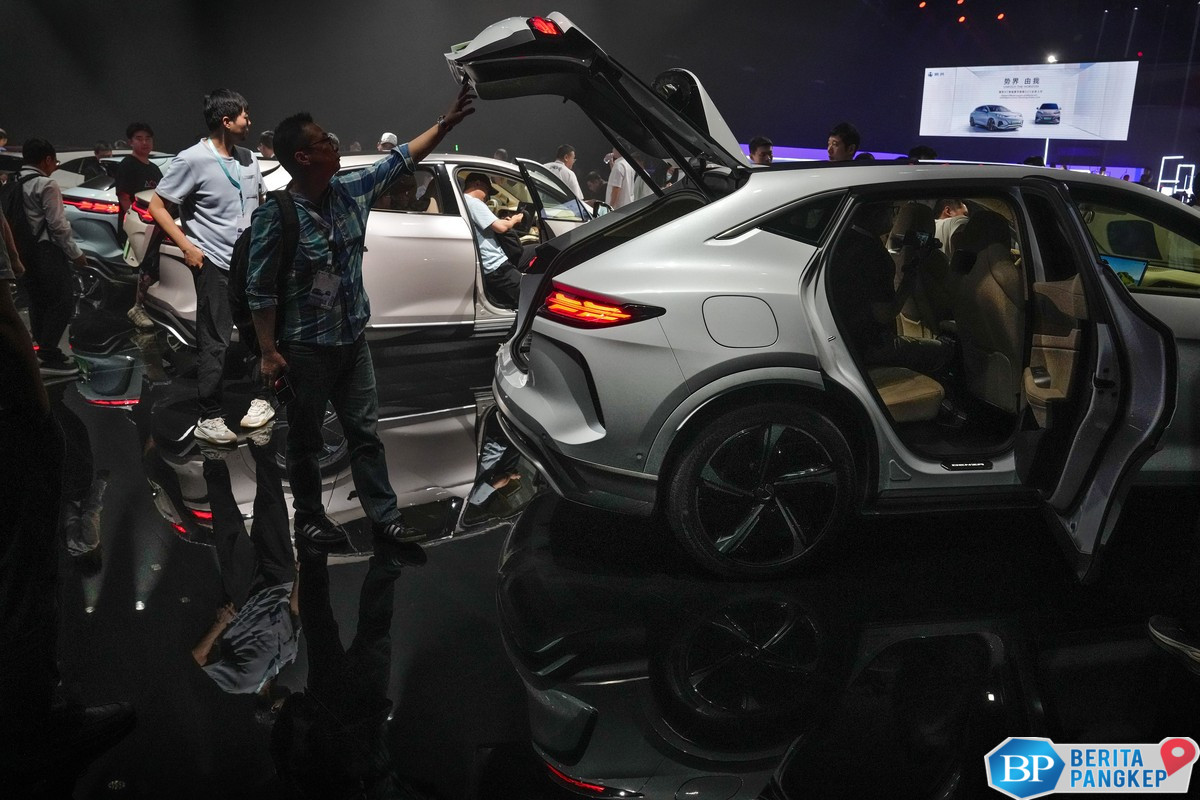 china-dilanda-perang-saudara-baru-saling-hantam-jadi-bumerang