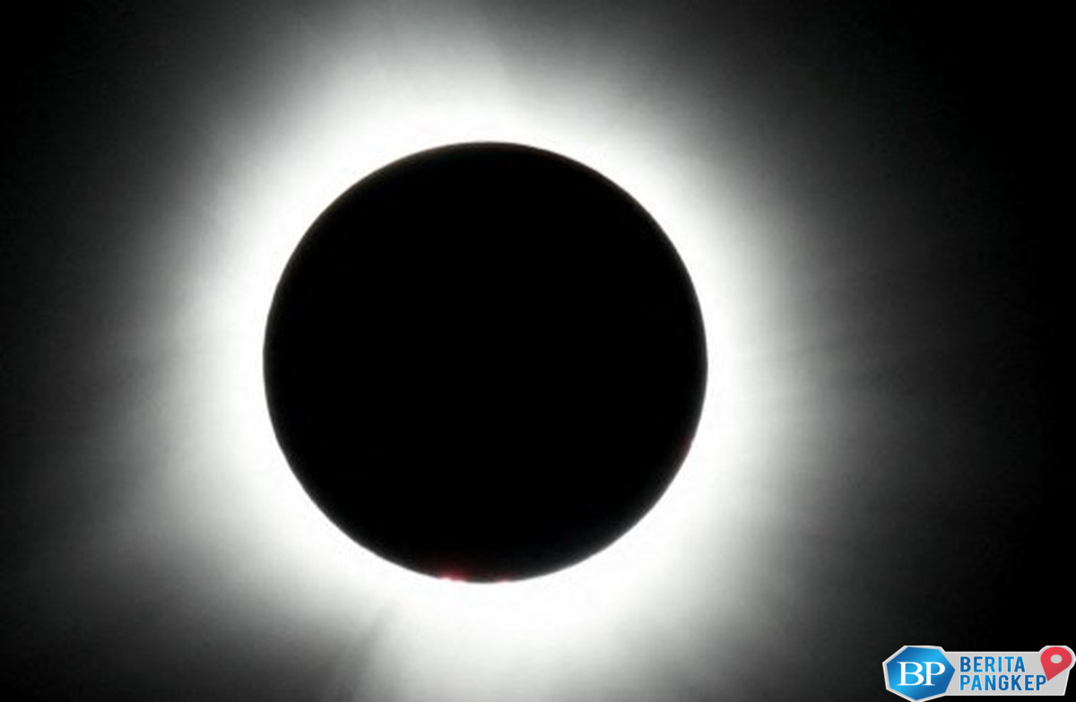 gerhana-matahari-total-2-agustus-gak-lewat-ri-bmkg-ini-fakta-rutenya