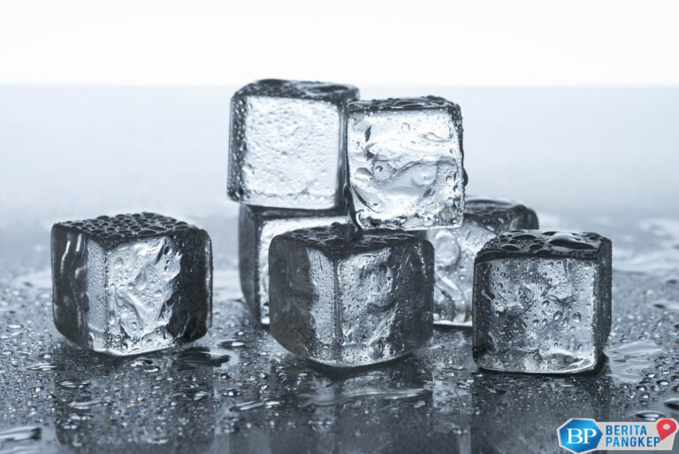 gokil-ri-impor-air-mineral-mahal-sampai-es-salju-ini-negara-asalnya