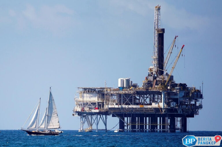 harga-minyak-masih-lemah-tertekan-drama-trump-dan-ancaman-over-supply