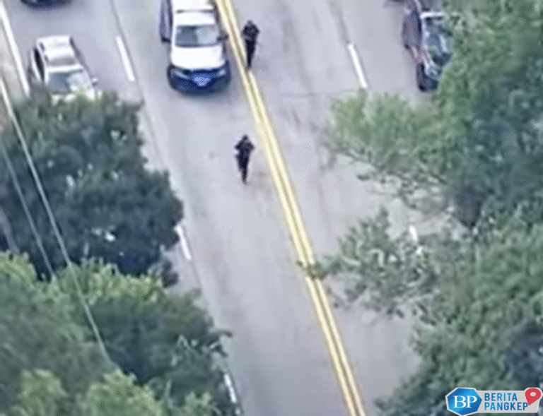 teror-penembakan-brutal-terjadi-di-kampus-petugas-polisi-tewas