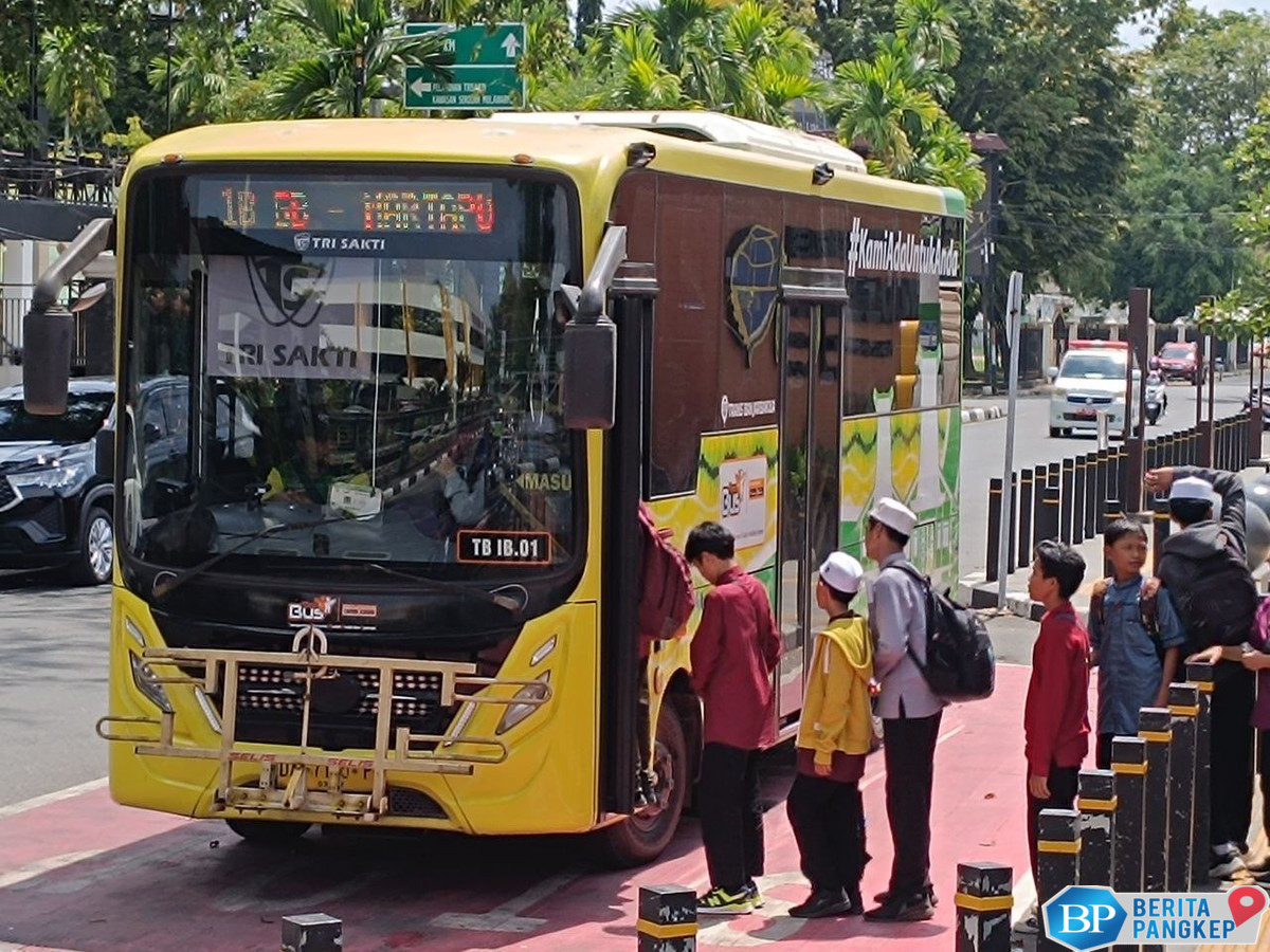 transportasi-umum-jadi-penyelamat-kantong-warga-banjarmasin