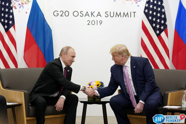 trump-dan-putin-bakal-bertemu-di-alaska-siap-tukar-guling
