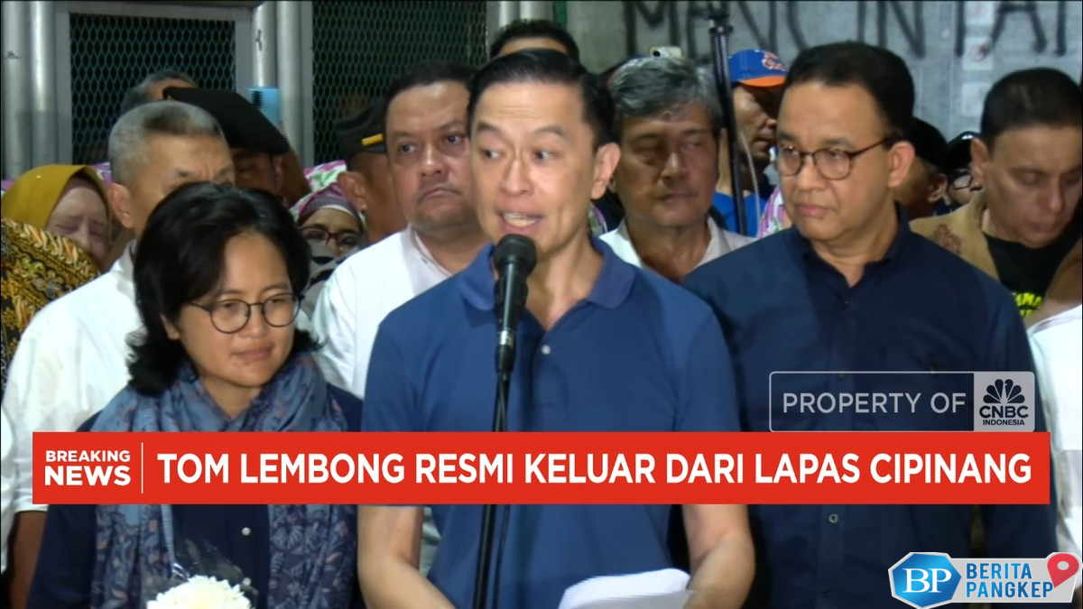 video-sah-tom-lembong-resmi-bebas-dari-lapas-cipinang-2